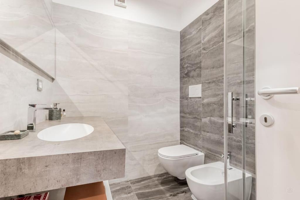 Luxury Apartment Front Of Cavalieri Hilton Hotel ローマ エクステリア 写真