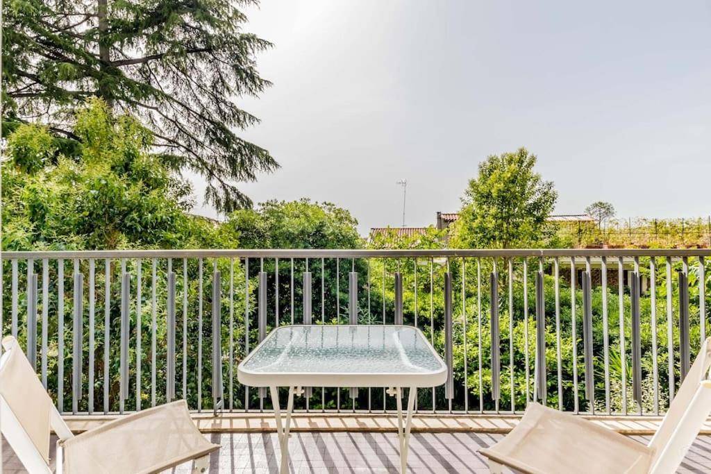 Luxury Apartment Front Of Cavalieri Hilton Hotel ローマ エクステリア 写真
